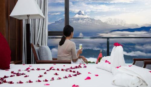 Deluxe Double Room with Balcony, Mountain View & Free City Shuttle 