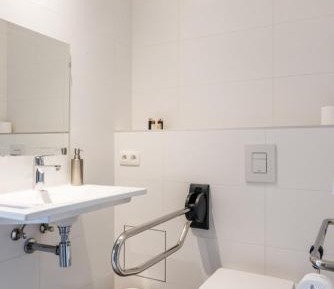 Queen Room with Two Queen Beds - Disability Access