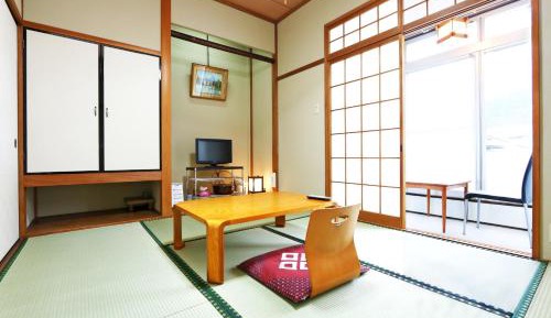 Japanese-Style Quadruple Room