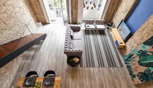 Deluxe Apartment