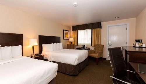 Classic Double Room with Two Double Beds - Non-Smoking