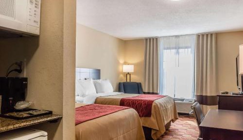 Queen Room with Two Queen Beds - Non-Smoking
