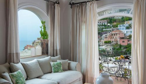 Junior Suite with Balcony