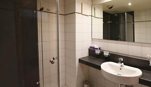 Basic Triple Room