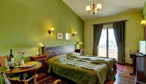 Standard Double or Twin Room with Lake View