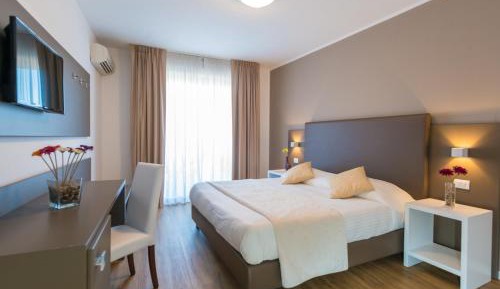 Superior Double Room with View