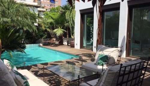 Deluxe Villa