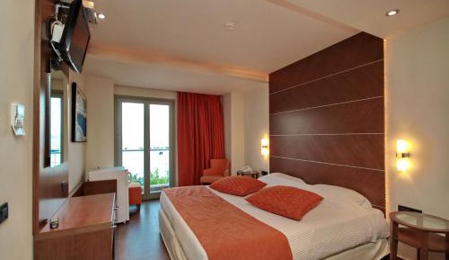 Deluxe Double Room with Sea View