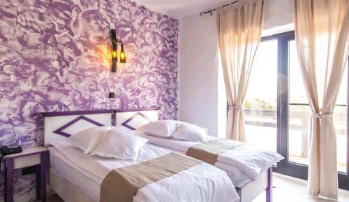Double or Twin Room with Bathroom
