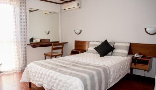 Suite with Sea View and City View