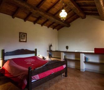 One-Bedroom Apartment - Split Level