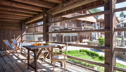 Two-Bedroom Apartment with Terrace