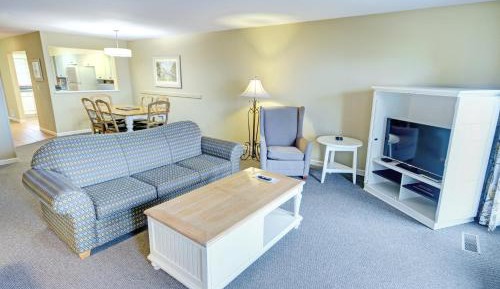 Two-Bedroom Deluxe Suite