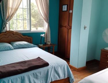 Quadruple Room with Mountain View