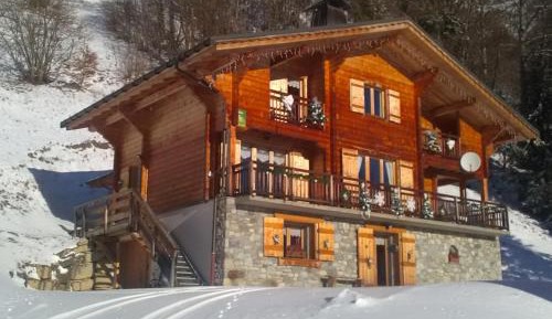 One-Bedroom Apartment (4 Adults)