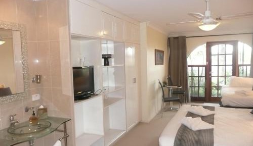 King Room with Spa Bath