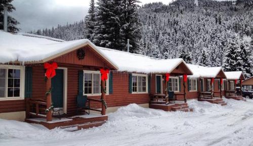 Apartment with Mountain View