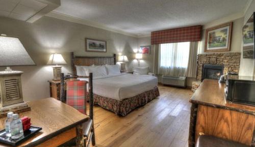 Premier King Room with Fireplace