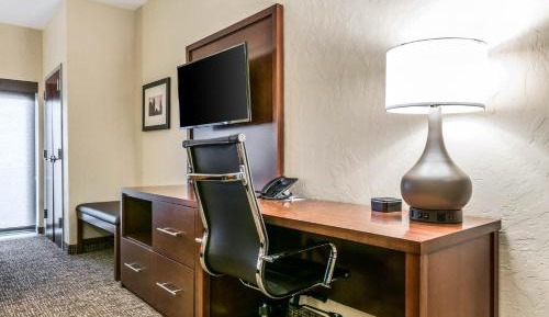 Queen Suite with Two Queen Beds