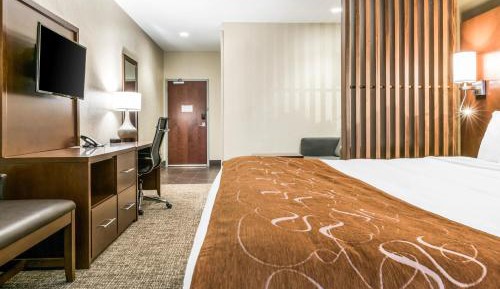 King Suite - Accessible/Non Smoking