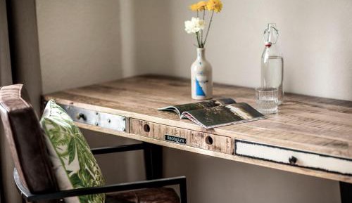 Studio Apartment with Kitchenette