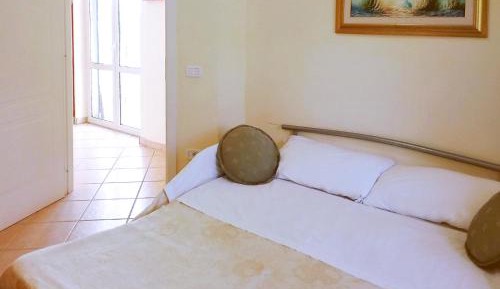 Two-Bedroom Apartment with Terrace and Sea View