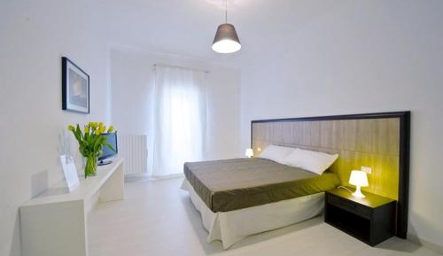 Two-Bedroom Apartment (4 Adults)