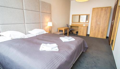 Deluxe Double Room with Bath