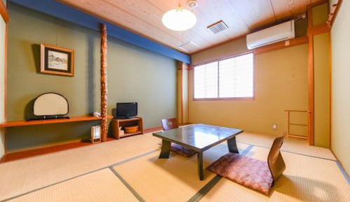 Japanese-Style Room