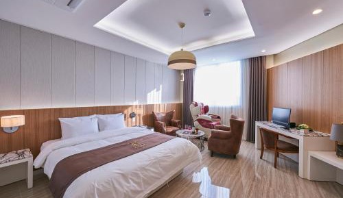 Premium Double Room