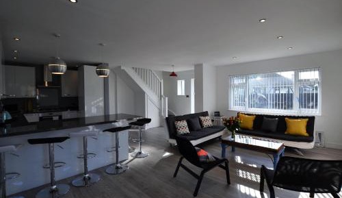 Deluxe Apartment