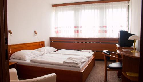 Economy Double or Twin Room