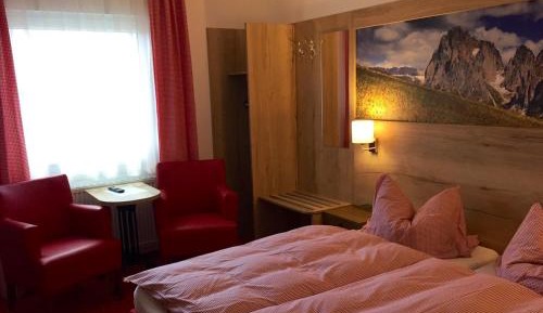 Double or Twin Room with Bathroom