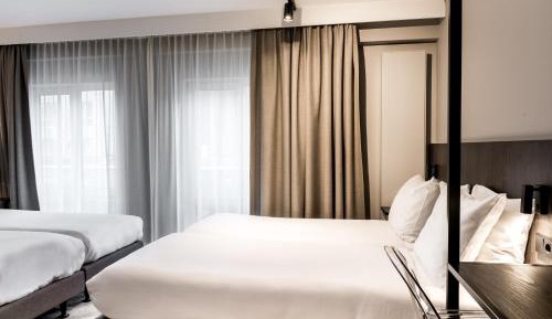 Triple or Quadruple Comfort Room