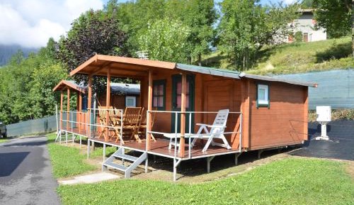 One-Bedroom Bungalow