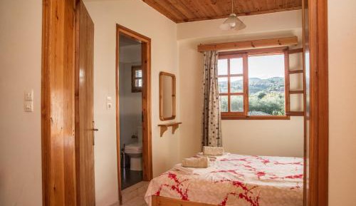 Apartment (2 Adults + 1 Child)