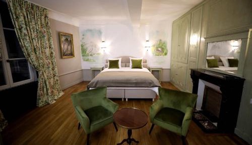 Deluxe Double Room with Bath