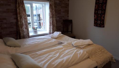 Twin Room with Shared Bathroom