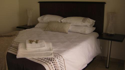Queen Room with Garden View