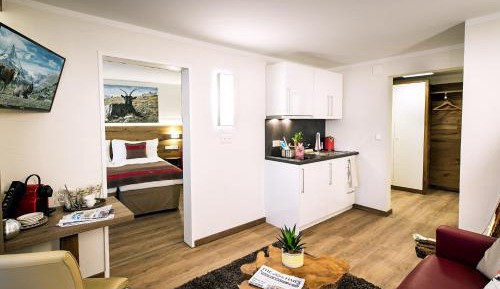 One-Bedroom Apartment with Balcony