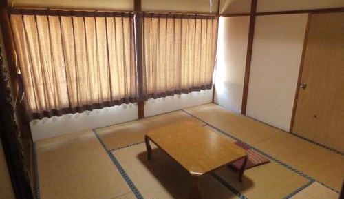 Japanese-Style Room