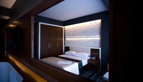 Large Single Room
