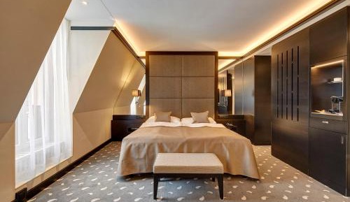 Deluxe Junior Suite