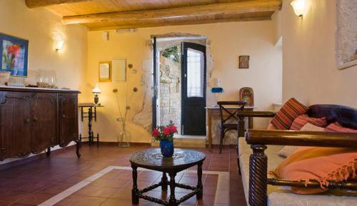 One-Bedroom Apartment (2 Adults)