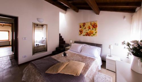 Two-Bedroom Apartment with Terrace - Split Level