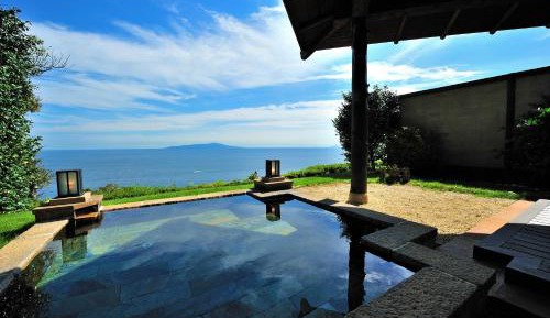 Superior Suite with Tatami Area and Sea View