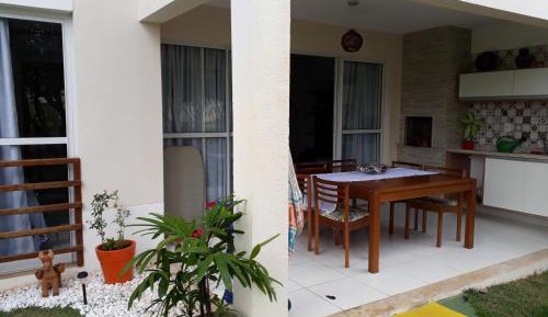 Apartment with Pool View 