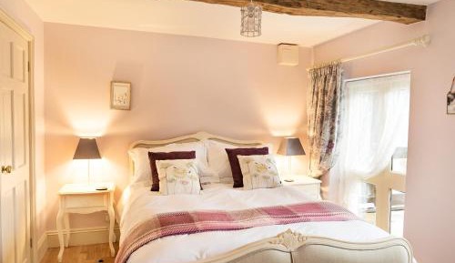 Courtyard Suite
