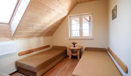 Triple Room with Shared Bathroom