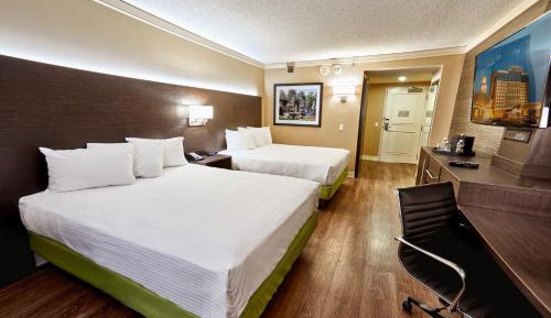 Deluxe Queen Room with Two Queen Beds - Non-Smoking